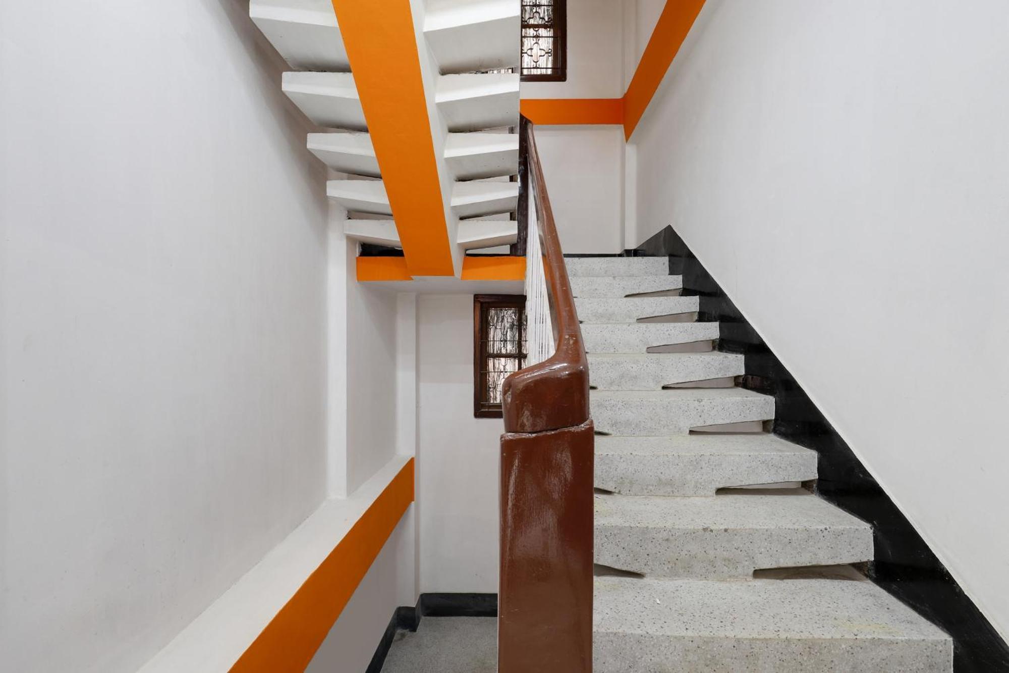 Spot On Hotel Nor' - East Guwahati Eksteriør billede