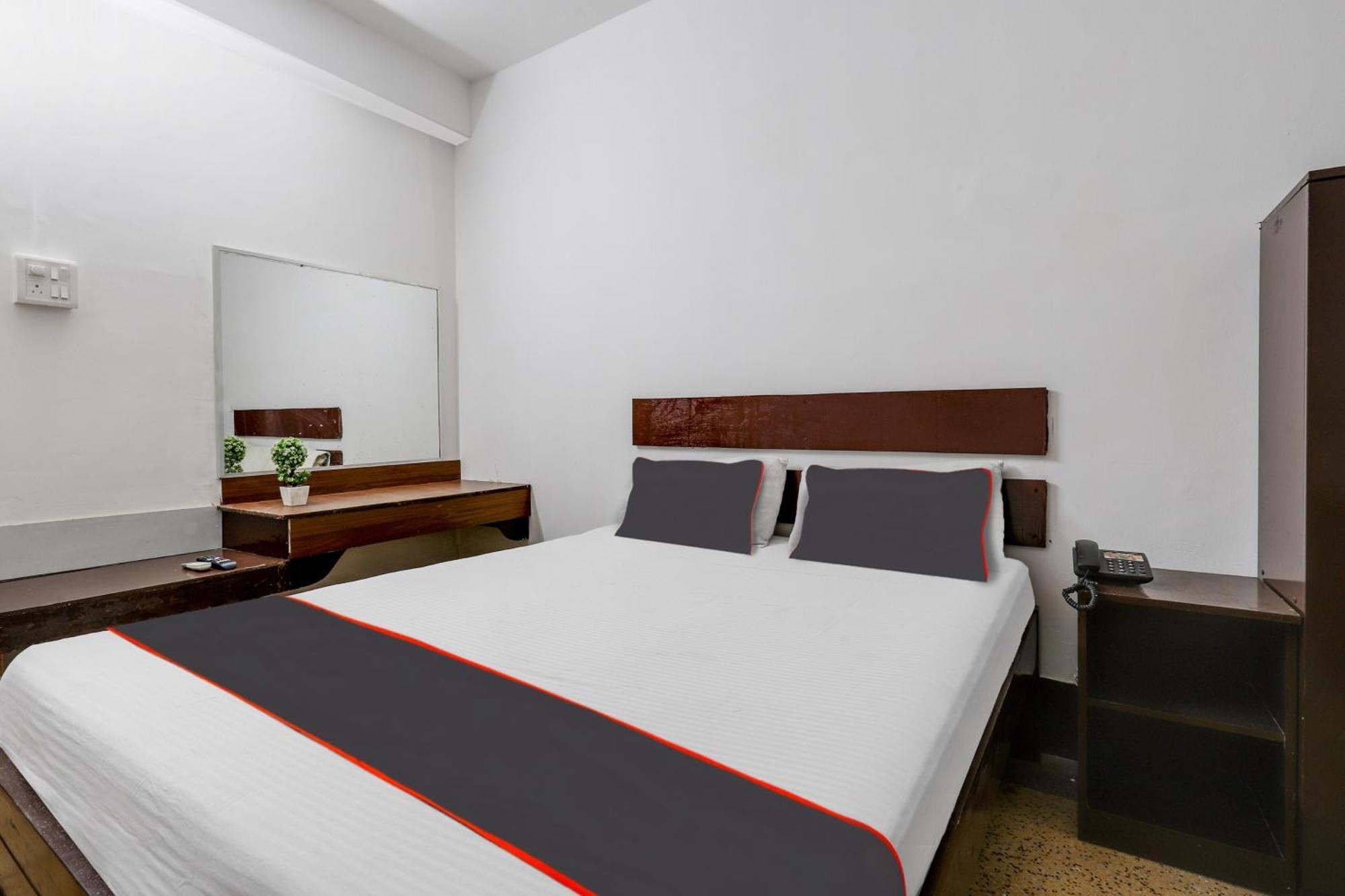 Spot On Hotel Nor' - East Guwahati Eksteriør billede