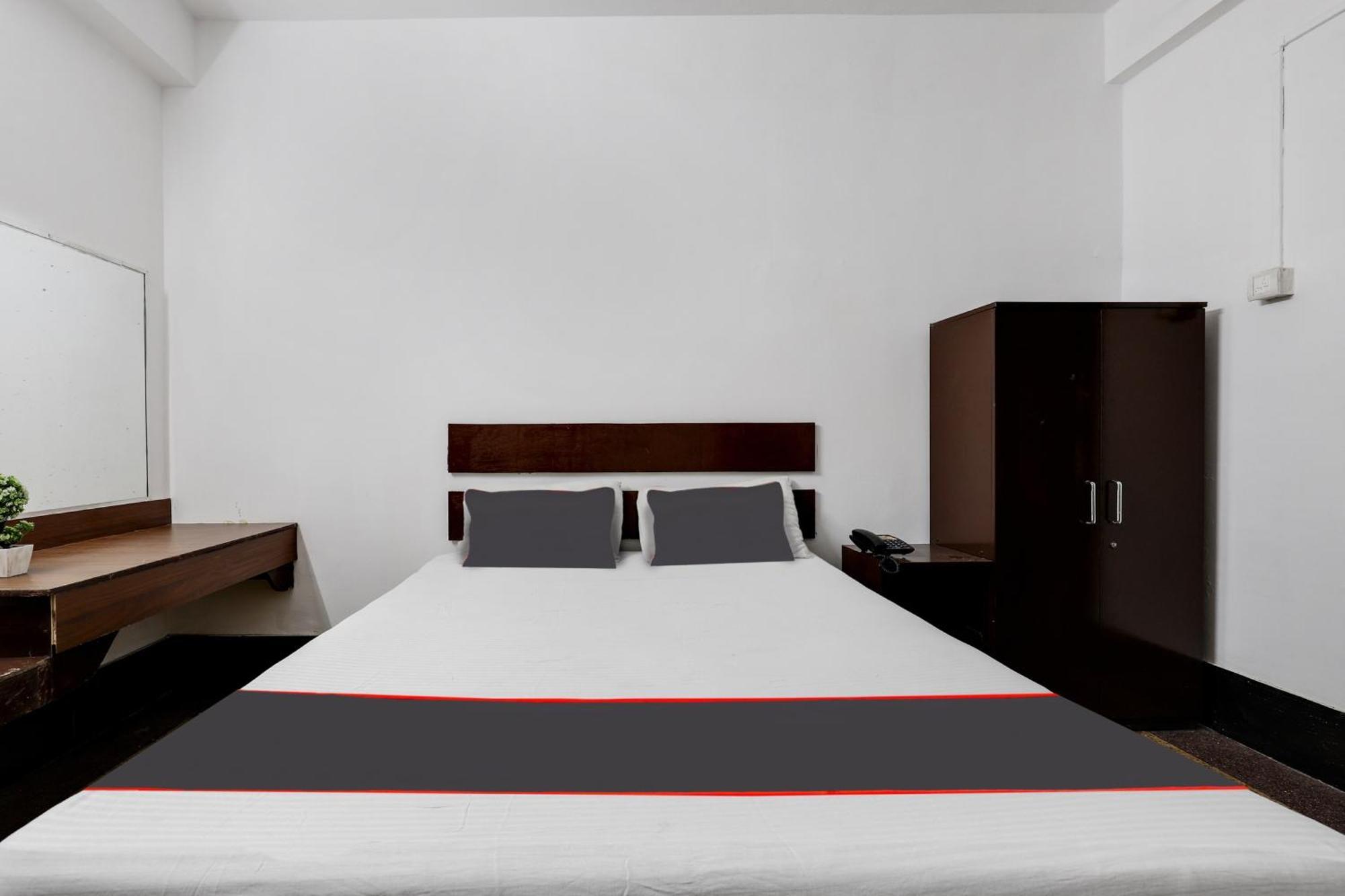 Spot On Hotel Nor' - East Guwahati Eksteriør billede